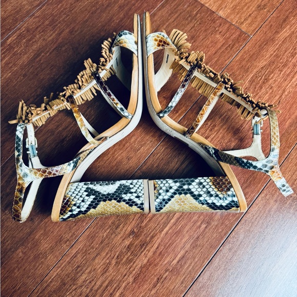 ALEXANDRE BIRMAN
Snakeskin Animal Print ankle T-Strap Sandals with fringes - Picture 6 of 15